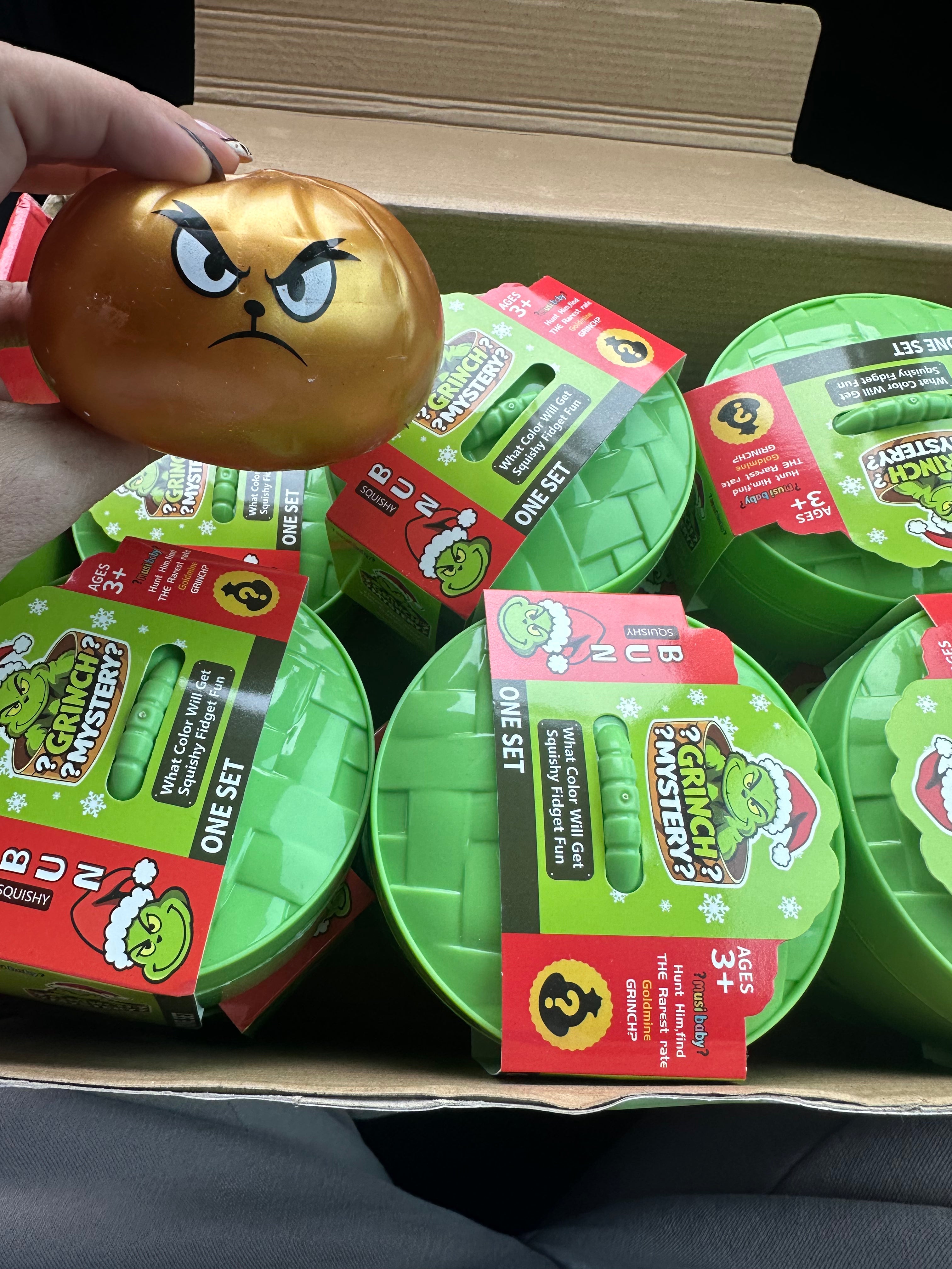 Grinch mystery dumplings- lights up